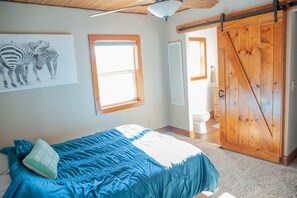 House | 3 bedrooms - Zebra Rustic Retreat 3BR Home on Zebra Ranch (Prescott)