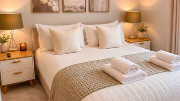 3 bedrooms, iron/ironing board, WiFi, bed sheets