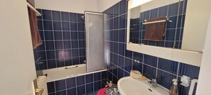 Tvål och toalettpapper