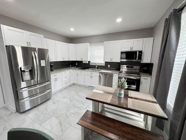 Fridge, microwave, oven, stovetop