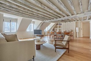 Télévision, espaces bureaux