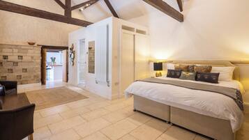 Cottage | 3 bedrooms, free WiFi, bed sheets