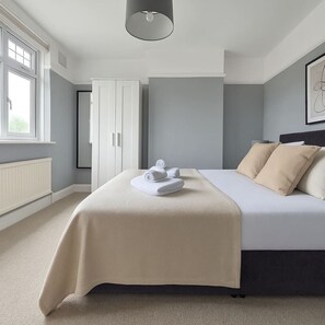 1 bedroom, iron/ironing board, free WiFi, bed sheets