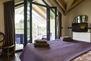 Lejlighed - flere senge - adgang til pool - bjergudsigt (Apartment Casarini) | 3 soveværelser, individuelt design, individuel indretning