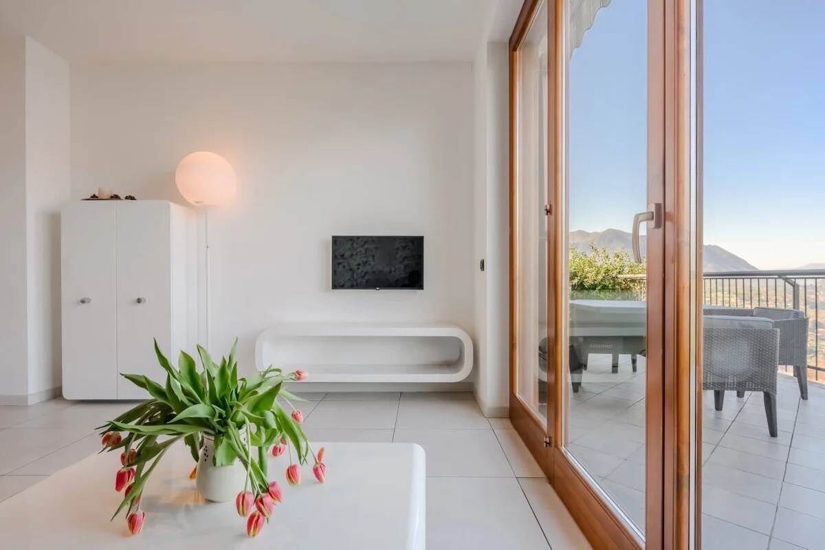 Apartment, 1 Double Bed, Patio, Mountain View (Sopra il Lago 5) | Interior