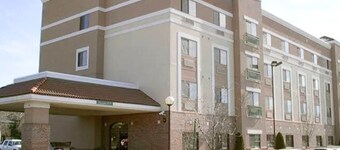 Coratel Inn & Suites by Jasper Wesley-Comfort 2 Queen Bed Non-Smoking