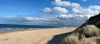 Sea Breeze St Combs