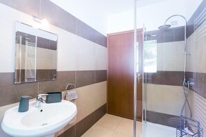 House, Multiple Beds, Patio, Mountain View (Villa Caruso) | Bathroom