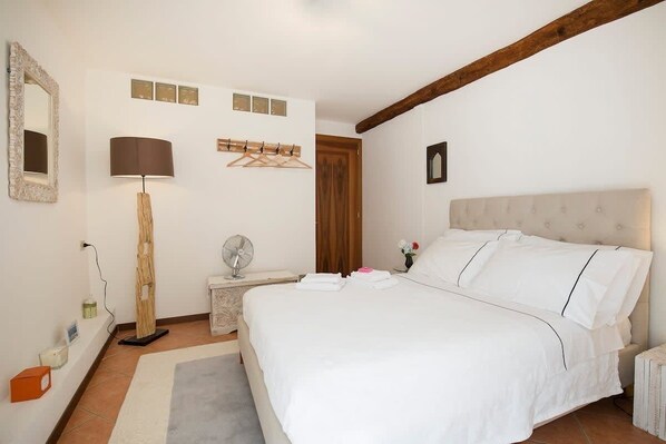 Huoneisto, useita sänkyjä, patio (Apartment Lago) | 2 makuuhuonetta, Wi-Fi
