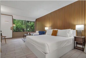 Luxury Studio Suite, 1 King Bed with Sofa bed, Non Smoking, Kitchen | Blackout drapes, iron/ironing board, free WiFi - The Irlo (Kissimmee)