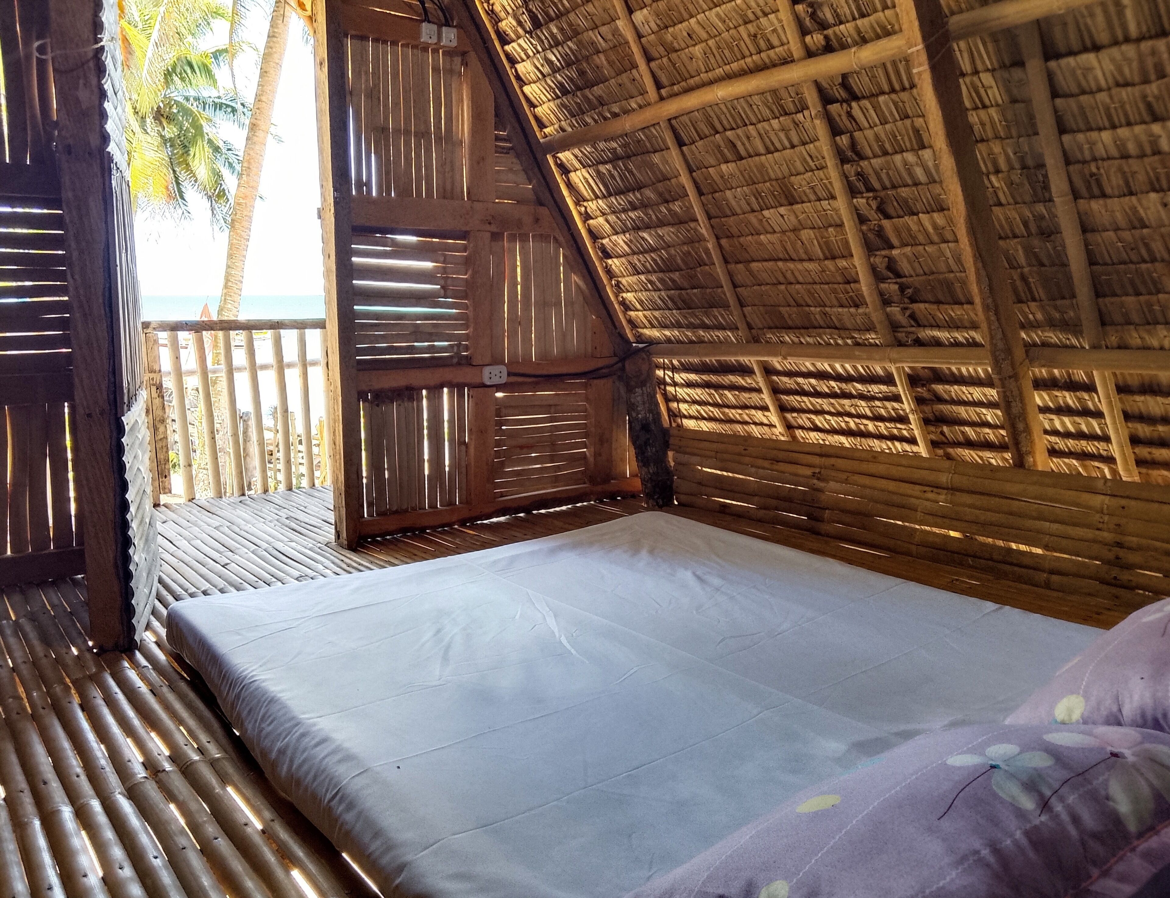 5 chambres, fer et planche à repasser, Wi-Fi, draps fournis