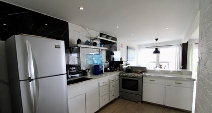 CASA AZUL- BEACH HOUSE