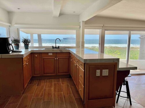 Casa Peninsula- Beach House