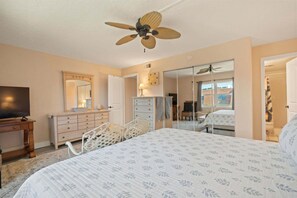 2 chambres, fer et planche Ă repasser, Wi-Fi, draps fournis