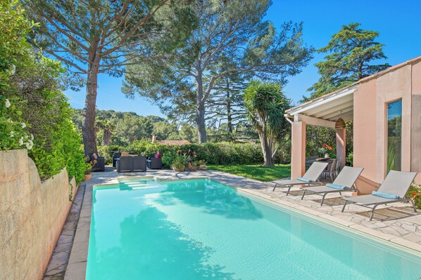 Piscina a l'aire lliure