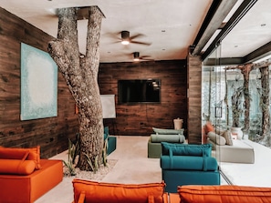 Villa, Multiple Beds, Balcony | Interior