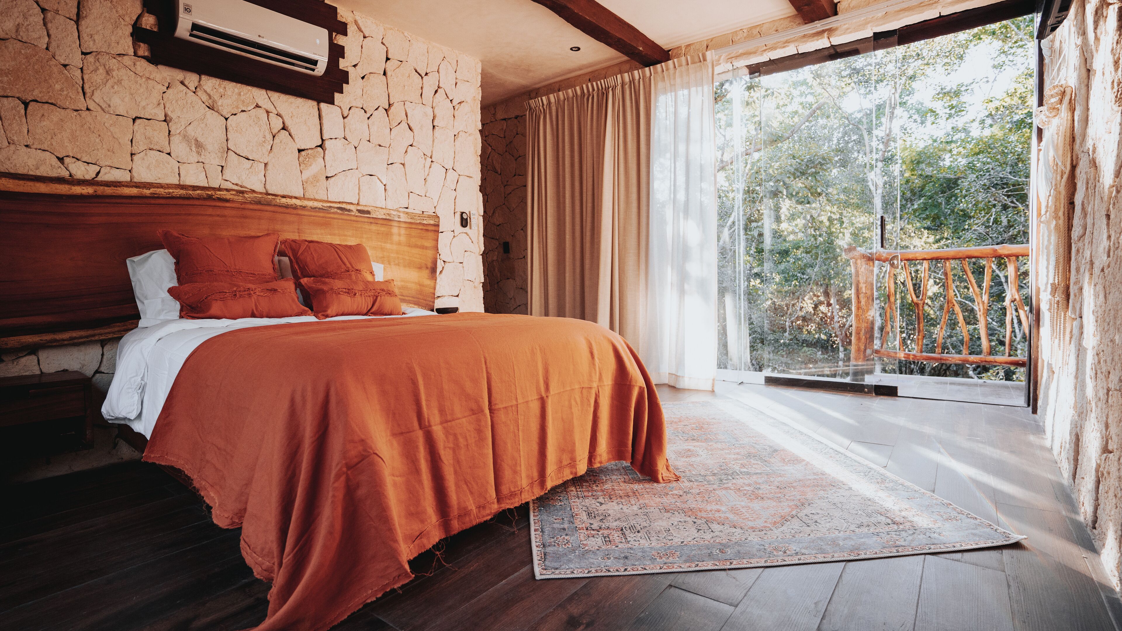 Villa, meerdere bedden, balkon | 2 slaapkamers, individueel gedecoreerd, individueel gemeubileerd