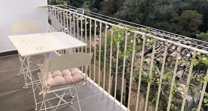 The little house with the balcony, typical dammuso in the heart of Ragusa Ibla