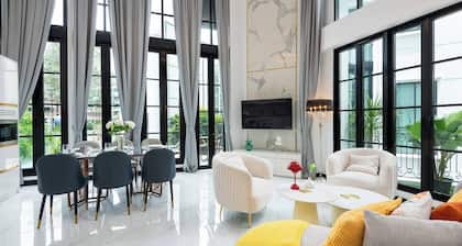Stylish 7beds Poolhouse With Cinema & Lift - 2min to BTS