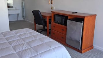 1 dormitorio, tabla de planchar con plancha, wifi gratis y ropa de cama