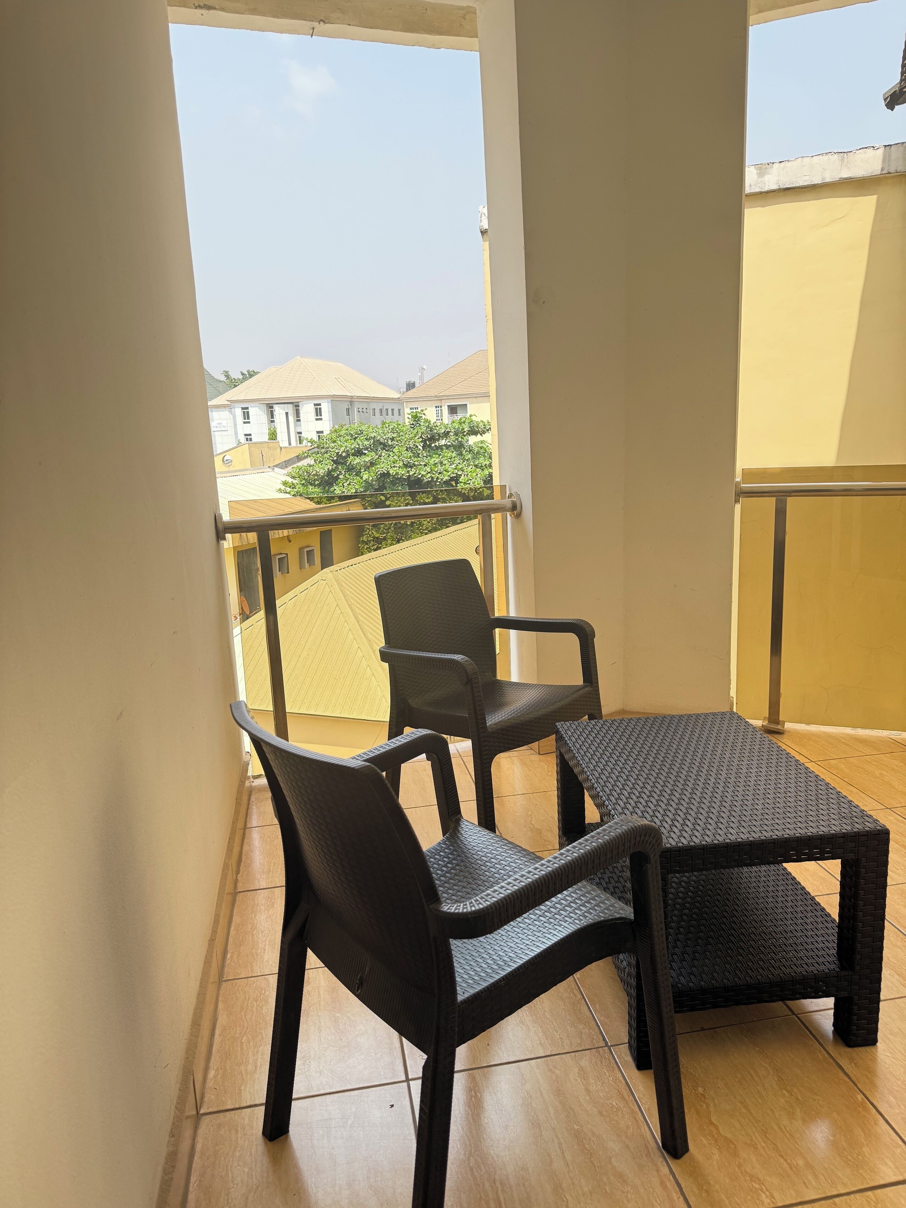 Suíte executiva, vista para o pátio | Terraço/pátio