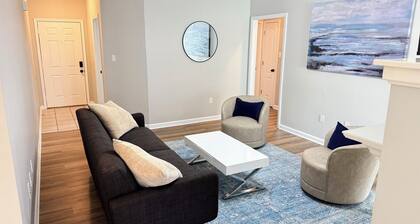4-bedroom house in charming Gulfport with WiFi, AC. Book now