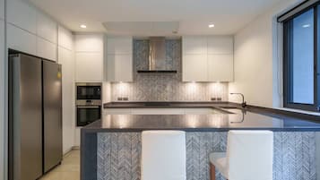 Villa, 4 Bedrooms, Private Pool | Interior