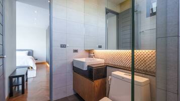 Villa, 4 Bedrooms, Private Pool | Bathroom