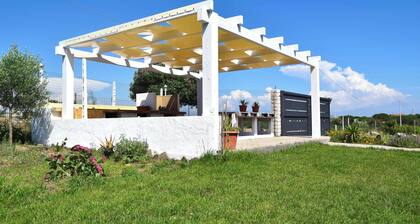 Mi casa es tu casa 104 Cinema Room