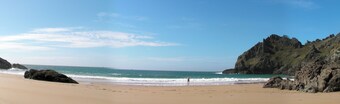 Sea View Cottage, 10 mins walk to the beach, no WiFi or phone signal!