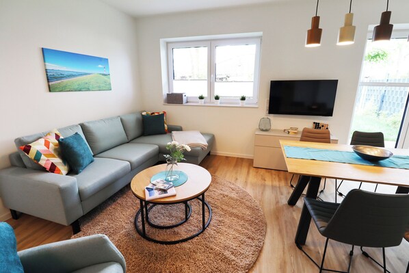 Televisión, libros y estéreo 