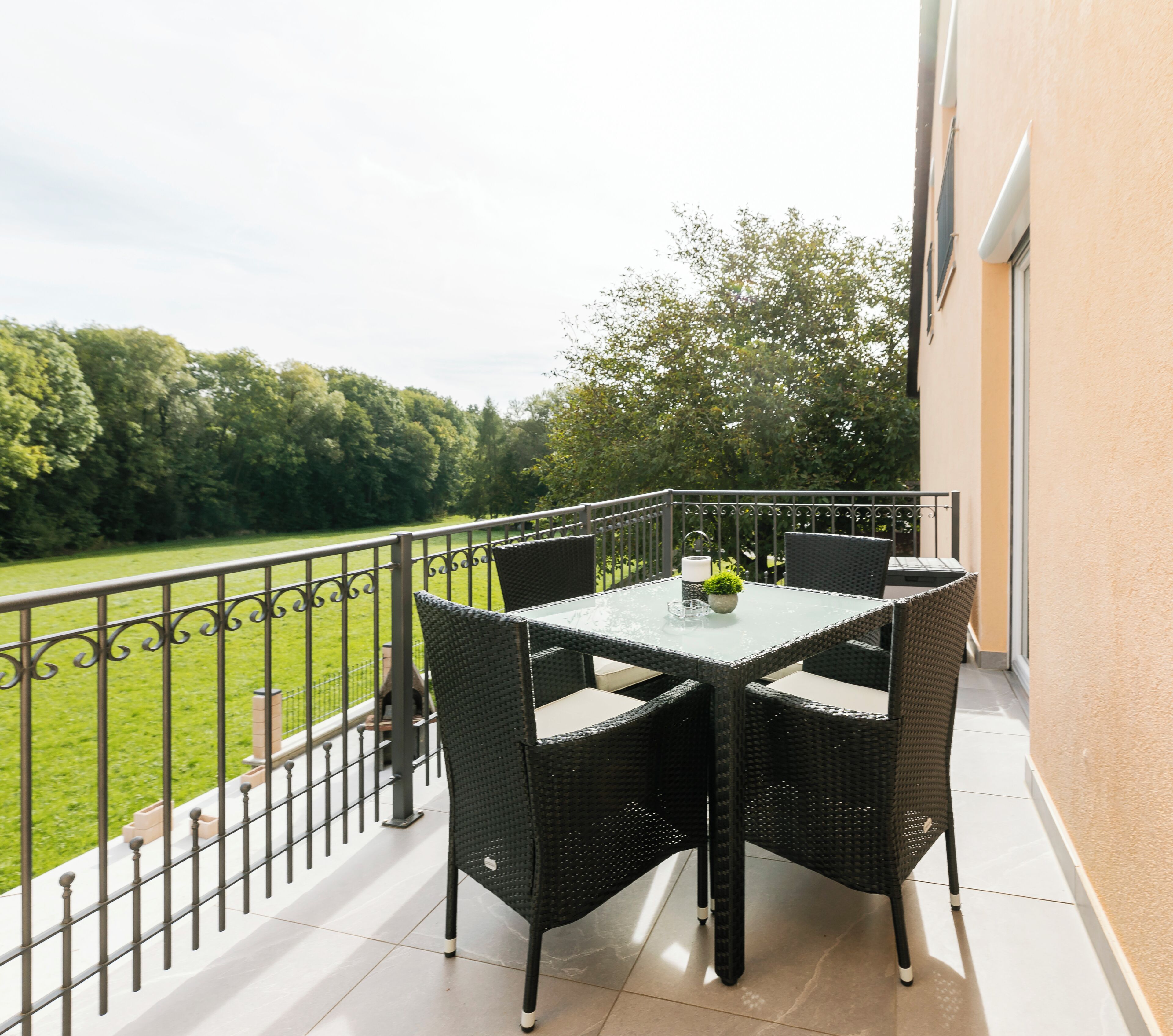 Apartemen, pemandangan kebun | Balkon