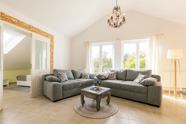 Apartment | Living area