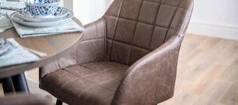 Parking | Luxurious 3Bed Home | Workspace | Wigan