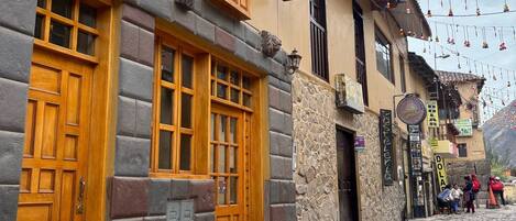 Majoituspaikan julkisivu