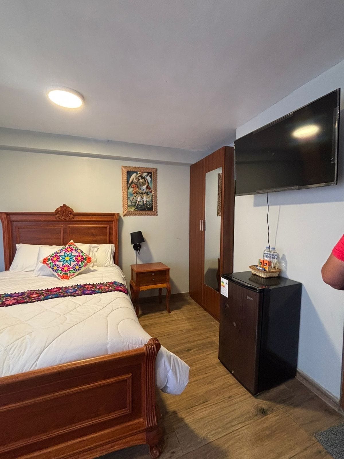 Royal Single Room | Desk, laptop workspace, blackout drapes, soundproofing