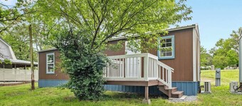 The Daisy- Decatur Family Tiny Home