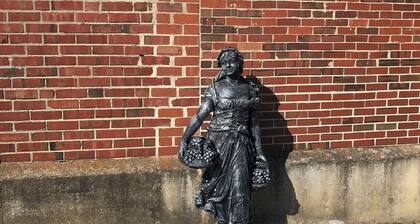 RV Parking and Camping No Hookup