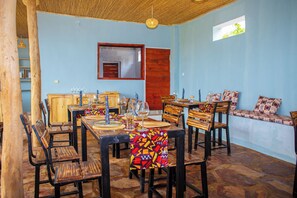 Free daily full breakfast  - Akagera Park Inn (Rwinkwavu)