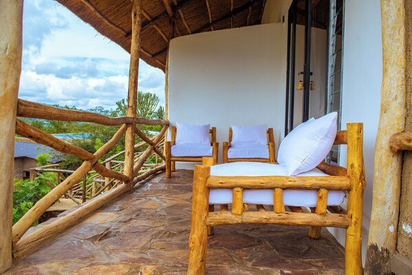 Deluxe Room, Park View | Terrace/patio - Akagera Park Inn (Rwinkwavu)