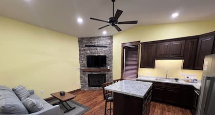 Business Stay Made Easy - Downtown Sabetha Apartment Suite with Workspace