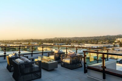 Your Perfect Space: 1-Bedroom at One Adrian