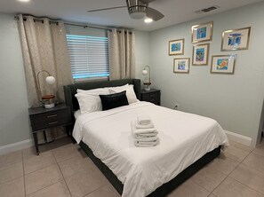 2 chambres, fer et planche à repasser, Wi-Fi, draps fournis