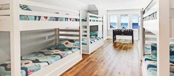 Oyster cove- Beach front -pet friendly -elevator