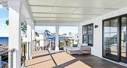 Oyster cove- Beach front -pet friendly -elevator