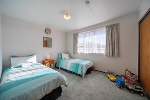 3 Schlafzimmer, Bügeleisen/Bügelbrett, WLAN, Bettwäsche