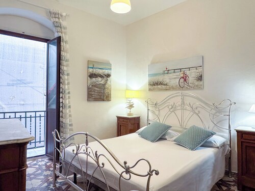 Rifugio Acciaiuoli - One Bedroom Apartment, Sleeps 4