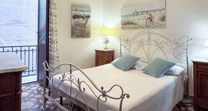 Rifugio Acciaiuoli - One Bedroom Apartment, Sleeps 4