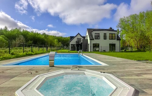 Atemberaubende Wohnung in Trzesacz