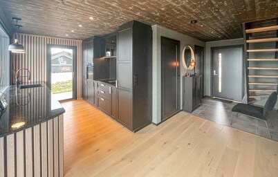 Amazing home in Løten
